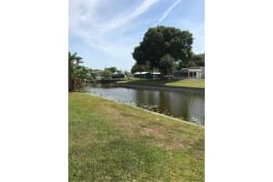 1474 Lake Dr, Okeechobee, FL 34974 - MLS#F10532464