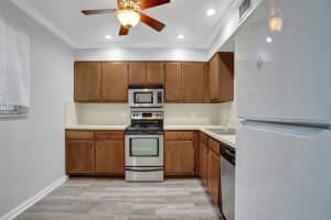 7554 Stirling Rd 201, Hollywood, FL 33024 - MLS#F10532475