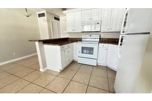 5201 NE 24th Ter 305, Fort Lauderdale, FL 33308 - MLS#F10532478