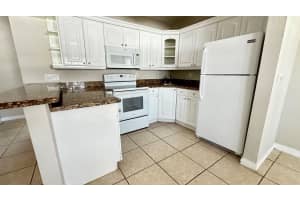 5201 NE 24th Ter 305, Fort Lauderdale, FL 33308 - MLS#F10532478