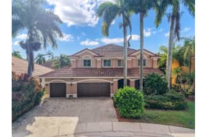 1469 Kite Ct Weston, FL 33327 - Off Market