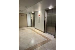 3850 Washington St 810, Hollywood
