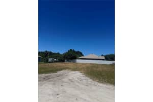 8565 90th Ave, Vero Beach, FL 32967 - MLS#F10532553