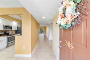 13355 SW 16th Ct 313E, Pembroke Pines, FL 33027 - MLS#F10532567
