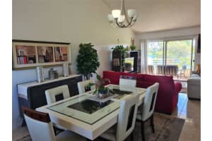 3421 NW 44th St 203, Lauderdale Lakes, FL 33309 - MLS#F10532587