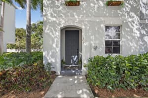 709 N St, West Palm Beach, FL 33401 - MLS#F10532608