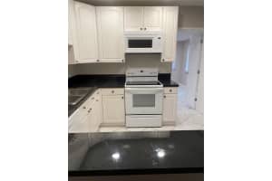 6152 SW 2nd St, Margate, FL 33068 - MLS#F10532624