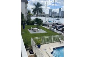 2100 Diana Dr 206, Hallandale Beach, FL 33009 - MLS#F10532632