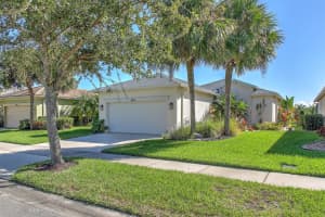 9713 SW Eastbrook Cir, Port Saint Lucie, FL 34987 - MLS#F10532635