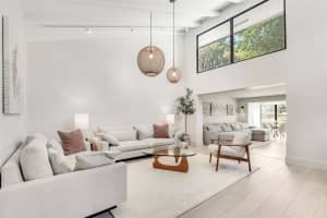 8569 Casa Del Lago, Boca Raton, FL 33433, Boca Raton, FL 33433 - MLS#F10532683