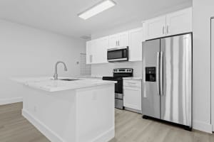 2810 NW 7th Street, Fort Lauderdale, FL 33311 - MLS#F10532687