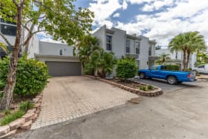 657 Cypress Ln 26A, Fort Lauderdale, FL 33305 - MLS#F10532688