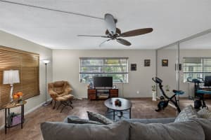 2901 47th Terrace, Lauderdale Lakes, FL 33313 - MLS#F10532704