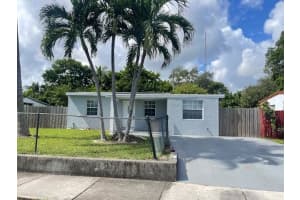 3610 SW 46TH AVE, West Park, FL 33023 - MLS#F10532711