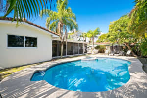 806 Se 9th Ave, Deerfield Beach