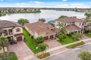 8940 Edgewater Pl, Parkland, FL 33076 - MLS#F10532765