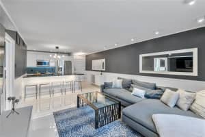 119 19th Court, Wilton Manors, FL 33305 - MLS#F10532772