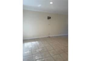 4707 NW 9th Dr 4707, Plantation, FL 33317 - MLS#F10532773