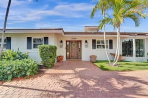 2608 Ne 35th St, Fort Lauderdale