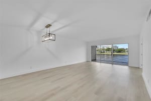 2801 N Palm Aire Dr 201, Pompano Beach, FL 33069 - MLS#F10532787