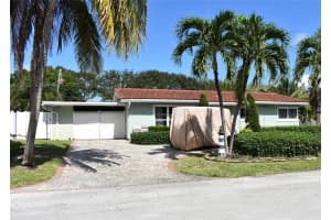 1991 NE 34th St, Lighthouse Point, FL 33064 - MLS#F10532850