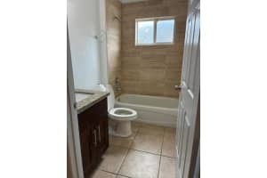 2746 NW 13 Ct, Fort Lauderdale, FL 33311 - MLS#F10532904