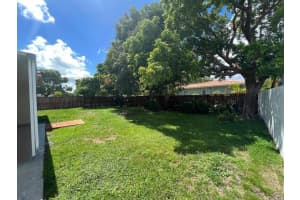 875 S Westward Dr, Miami Springs, FL 33166 - MLS#F10532931