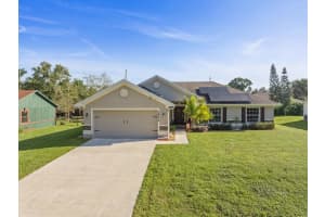 1532 Eastlake Ln, Sebastian, FL 32958 - MLS#F10532937