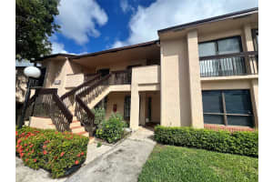 2257 SW 15th St, Deerfield Beach, FL 33442 - MLS#F10532942