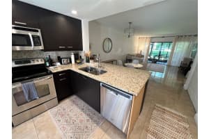 2257 SW 15th St, Deerfield Beach, FL 33442 - MLS#F10532942