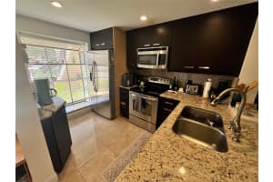 2257 SW 15th St, Deerfield Beach, FL 33442 - MLS#F10532942