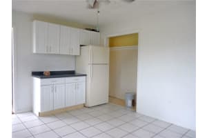 1721 NE 9th St 5, Fort Lauderdale, FL 33304 - MLS#F10532958