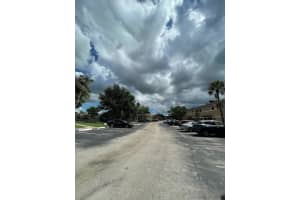 9490 Palm Circle South, Pembroke Pines, FL 33025 - MLS#F10532964