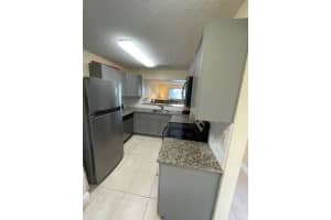 9490 Palm Circle South, Pembroke Pines, FL 33025 - MLS#F10532964