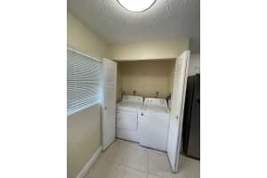 9490 Palm Circle South, Pembroke Pines, FL 33025 - MLS#F10532964