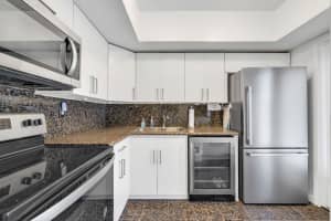 1967 S Ocean Blvd 104, Lauderdale By The Sea, FL 33062 - MLS#F10532965