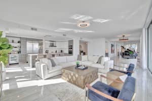 100 Las Olas Boulevard, Fort Lauderdale, FL 33301 - MLS#F10532975