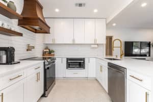 1604 NE 16th Ave, Fort Lauderdale, FL 33305 - MLS#F10532976