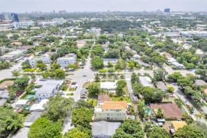 416 SW 11th St, Fort Lauderdale, FL 33315 - MLS#F10532987