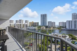 1000 Parkview Dr 1030, Hallandale Beach, FL 33009 - MLS#F10533020