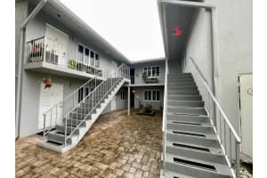 820 NE 17th Ave 7, Fort Lauderdale, FL 33304 Sold 01/29/26