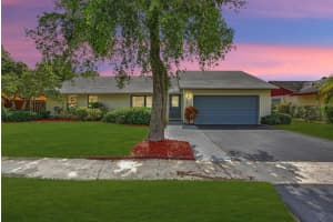 8330 Nw 52nd Court, Lauderhill, Fl 33351, Lauderhill