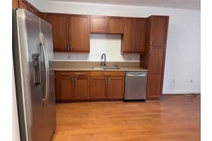 423 SW 13th Ter 423, Fort Lauderdale, FL 33312 - MLS#F10533040