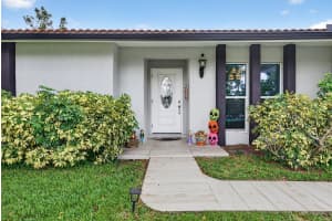 10775 NW 40th St, Coral Springs, FL 33065 - MLS#F10533065