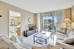 9311 Orange Grove Dr 210, Davie