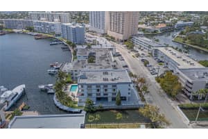 468 Golden Isles Dr 402, Hallandale Beach, FL 33009 - MLS#F10533091