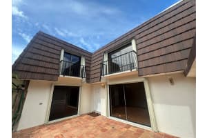 5748 SE Riverboat Dr, Stuart, FL 34997 - MLS#F10533099