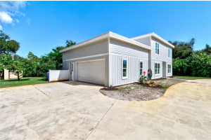 511 Gardenia Ln, Vero Beach, FL 32963 - MLS#F10533109