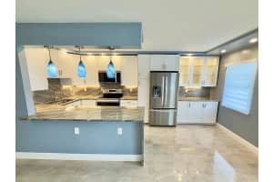 3021 Guildford B B, Boca Raton, FL 33434 - MLS#F10533117