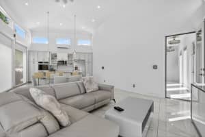 552 N Carol Pkwy 552, Margate, FL 33068 - MLS#F10533137